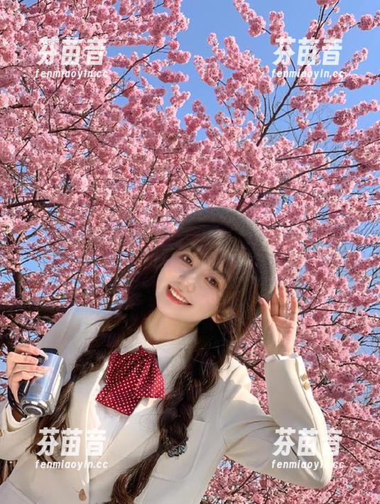 最新倾情推出：“Umeko J18号”写真作品集，释放你的内心幻想.txt